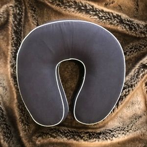 Brookstone Neck Travel Pillow